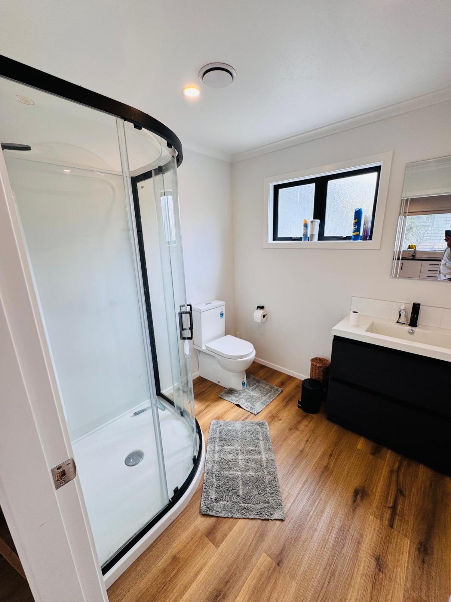 Modern 1 Bedroom Guest House Ъпър Хът Екстериор снимка