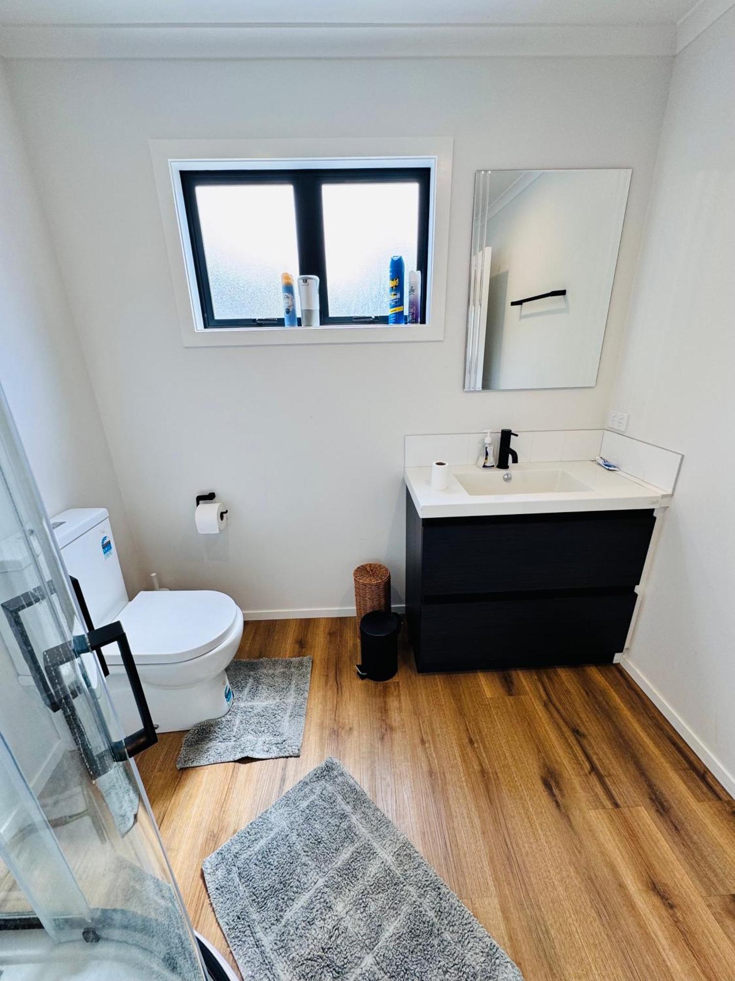 Modern 1 Bedroom Guest House Ъпър Хът Екстериор снимка